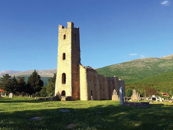 Vrlika (2)